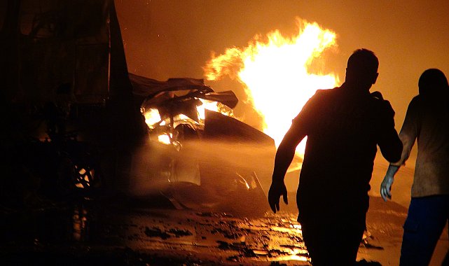 Kilis'te fabrikada çıkan yangın kontrol altına alındı