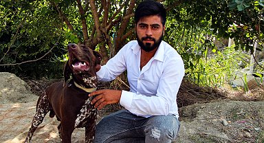 Komşusunun köpeğine, tavuklarını yediği için şiddet uygulamış