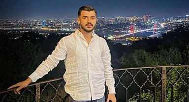 Koyun sürüsüne çarpan otomobilin sürücüsü öldü