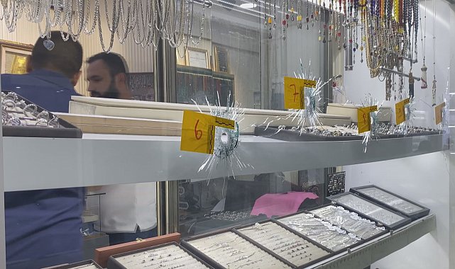 Küçükçekmece'de iş yerine silahlı saldırı düzenleyen şüpheli yakalandı