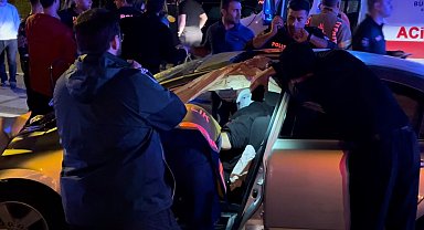 Maltepe'de iki otomobil çarpıştı: 2'si ağır 11 yaralı