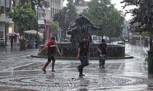 Marmara Bölgesi için 'kuvvetli yağış' uyarısı