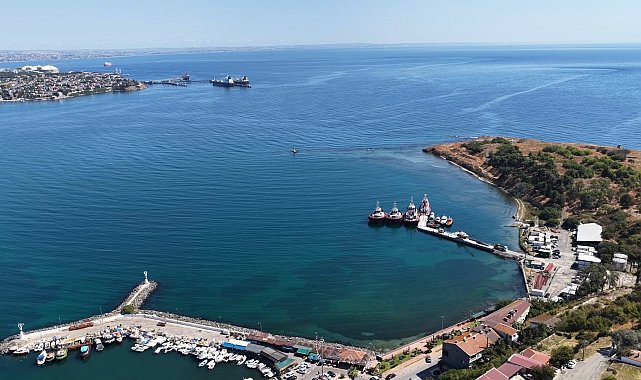 Marmaraereğlisi Limanı'nda ekiplerin bekleyişi havadan görüntülendi
