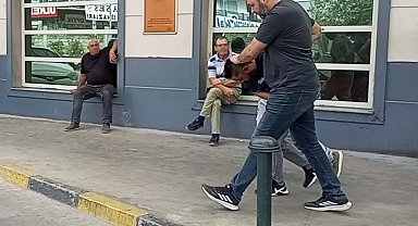 Motosikletiyle geldiği evinin önünde uyuşturucu ile yakalanıp, tutuklandı