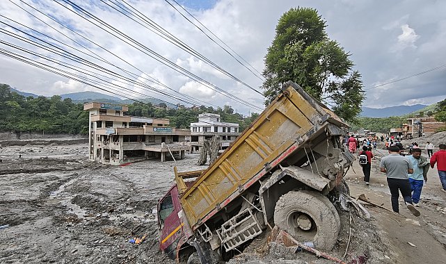Nepal'deki selde can kaybı 1252'ye yükseldi