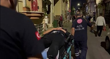 Önce tartıştığı kişiyi ardından kendini vurdu; ambulansa taşınırken tepki gösterdi