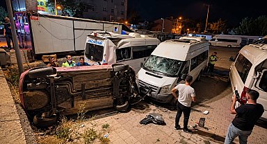 Otomobil otoparka uçtu, sürücü yaralandı
