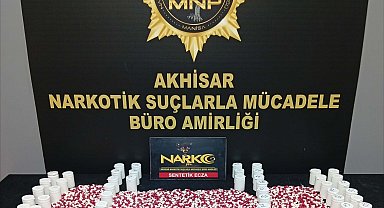 Otomobilden uyuşturucu haplar çıktı; sürücü tutuklandı