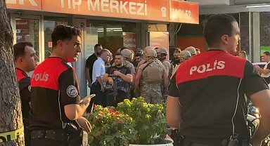 Özel güvenliğin silahıyla bankadaki 5 kişiyi rehin alan şüpheli tutuklandı