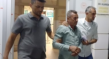 Parkta karşılaştığı husumetlisini bıçakla ağır yaraladı