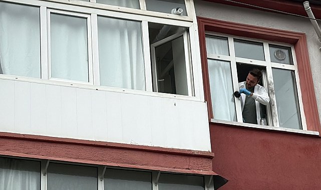 Pencereden düşüp ağır yaralandı