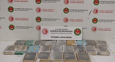 Pilot kıyafetiyle İstanbul Havalimanı'na gelen uyuşturucu kuryesi her yerde aranıyor