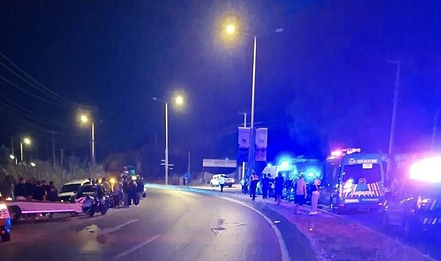Refüjdeki aydınlatma direğine çarpan motosikletin sürücüsü öldü