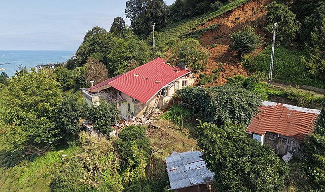 Rize'de sel gitti, çamur kaldı; hasar tespit çalışmaları başladı
