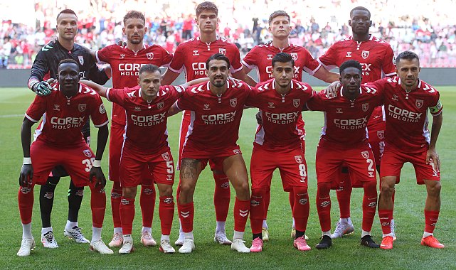 Samsunspor'da 7 futbolcu özel programda, 5 oyuncu milli takımda