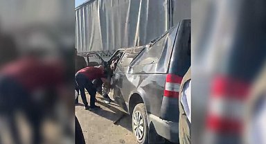 Şanlıurfa'da minibüs, TIR'a arkadan çarptı: 2 ölü, 2 ağır yaralı