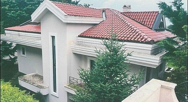 Sermaye piyasası soruşturması: Yarız ve Turhan'a ait 1,2 milyar değerindeki villalara el konuldu