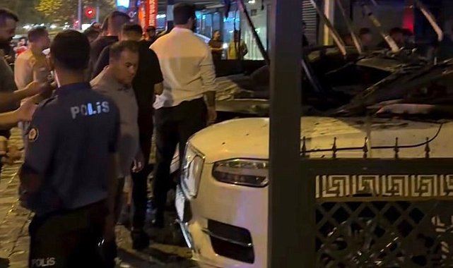 Suç örgütü adına oto galeriyi kundaklayan 3 kişiye gözaltı