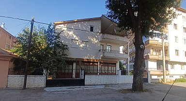 Tartıştığı eşini 5 bıçak darbesiyle ağır yaraladı