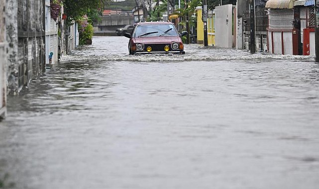 Tayland'da sel: 8 kişi hayatını kaybetti