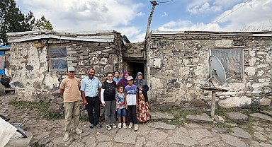 Tek odalı köhne evde yaşayan 9 kişilik aileye yeni yuva