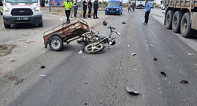 TIR ile çarpışan sepetli motosikletin sürücüsü öldü