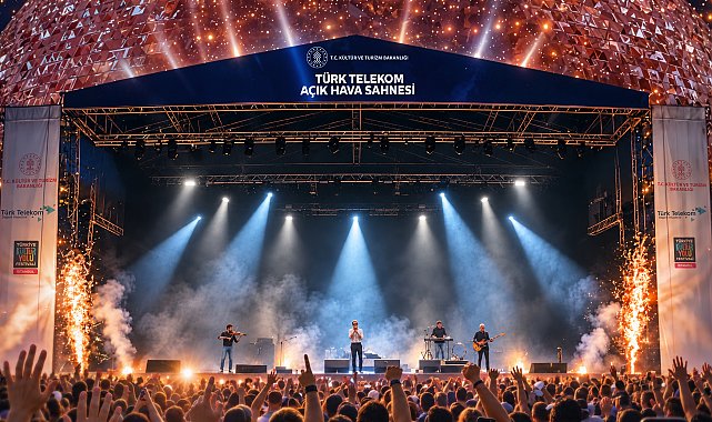 Türk Telekom'la AKM'de festival heyecanı başladı