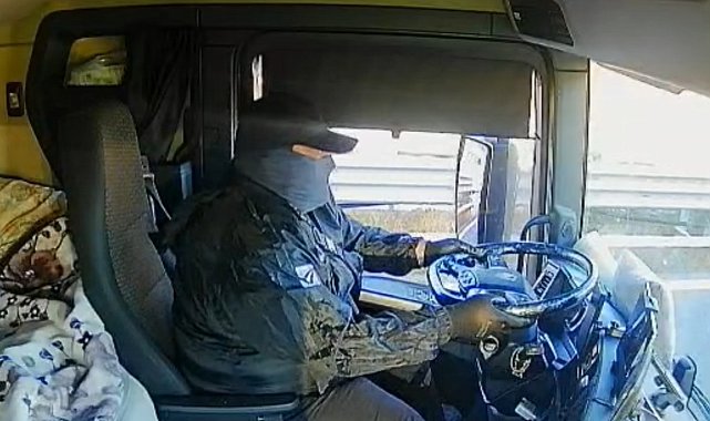 Türk TIR'ı, İtalya'da maskeli ve silahlı 4 kişi tarafından gasbedildi