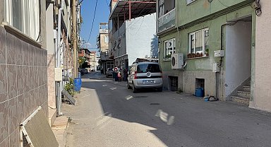 Yakınlarının haber alamadığı çift evlerinde ölü bulundu