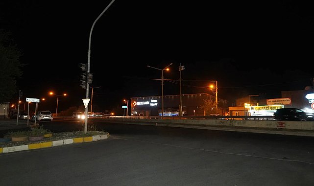 Yolun karşısına geçerken otomobilin çarptığı Muhammed öldü