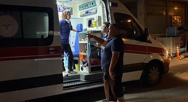 Zeytinburnu'nda 5 katlı binada yangın: 5 kişi dumandan etkilendi