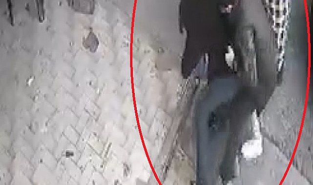 3 kişinin yaralandığı oto tamirhanesindeki silahlı kavga kamerada