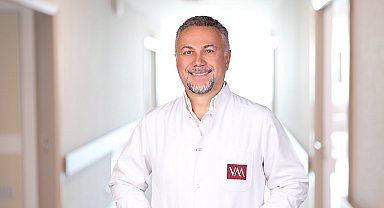 'Göz kapaklarındaki sarkma görme alanını daraltabilir'
