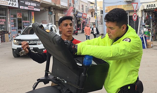 'Gözünün yağını yiyeyim, ceza yazma' diyen ehliyetsiz sürücüye 40 bin TL ceza