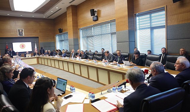 'Yabancı Dijital Konaklama Platformları Kanunu Teklifi', komisyonda