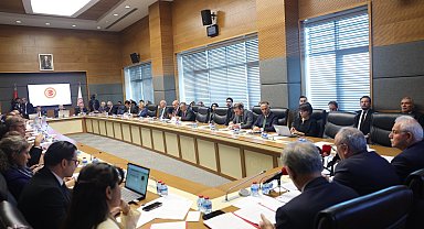 'Yabancı Dijital Konaklama Platformları Kanunu Teklifi', komisyonda