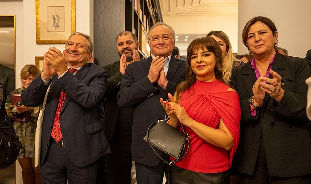 'Zamansız' albümü tarih ve musikiyi, Gazi Osman Paşa Yalısı'nda buluşturdu