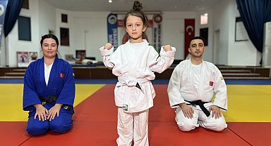 6 yaşındaki Miray sayesinde anne ve babası judoya başladı