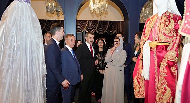 Abu Dabi'de Osmanlı ve Anadolu'nun çeyiz mirası tanıtıldı