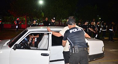 Adana'da dron destekli 'Huzur ve Güven' denetimi; aranması olan 66 kişi yakalandı