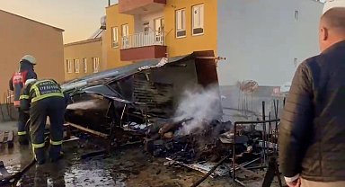 Adıyaman'da evin çatısında yangın