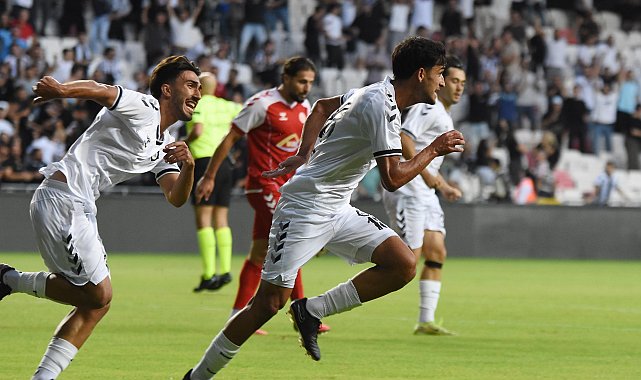 Altay evinde Eskişehirspor'la rakip