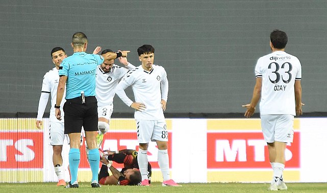 Altay evinde gülemedi