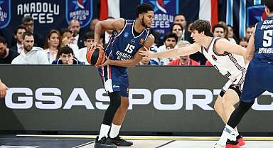 Anadolu Efes - Bayern Münich: 93-101