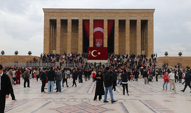 Anıtkabir'de Cumhuriyet Bayramı coşkusu