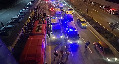 Ankara'da EGO otobüsü üst geçide çarptı: 24 yaralı