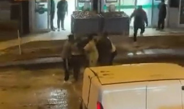 Ankara'da kaldırım işçileri arasındaki kavga kamerada