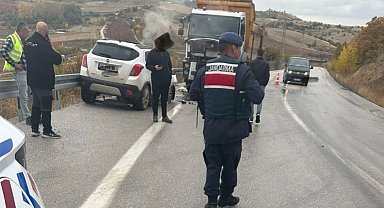 Ankara'da otomobil ile hafriyat kamyonu çarpıştı: 1 ölü