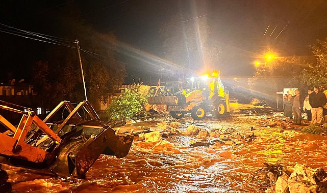Antalya'da kuvvetli sağanak, sel ve su baskınlarına neden oldu
