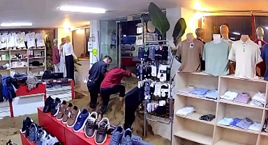 Ayazağa'da selde mağaza su içinde kaldı: 19 senenin 1-2 dakikada yok olması acı verici
